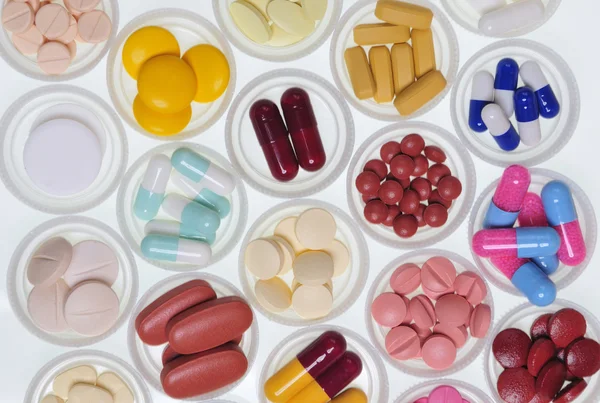 Colorful pills and capsules — Stock Photo, Image