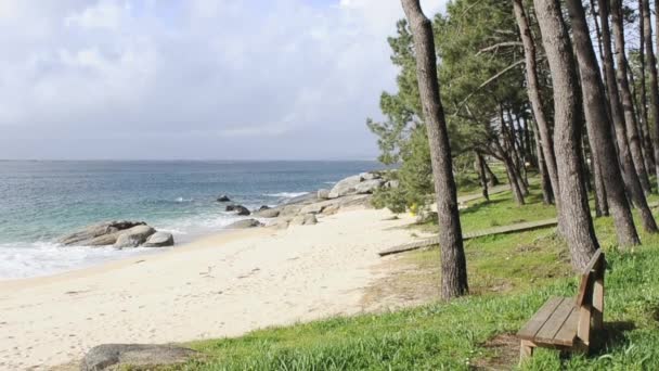 Galician beach in atlantic coast — Stock Video