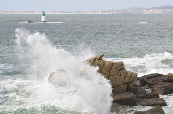 Atlântico Energia costeira e temporal das ondas — Fotografia de Stock