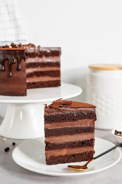 Super Chocolatey Cake Dark Belgian Chocolate Ganache Cream Chocolate Glaze — Stock Photo, Image