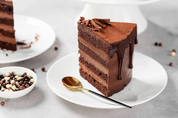 Super Chocolatey Cake Dark Belgian Chocolate Ganache Cream Chocolate Glaze — Stock Photo, Image