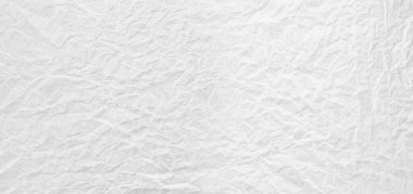 Arkaplanı buruşuk kağıtlarla kaplanmış..