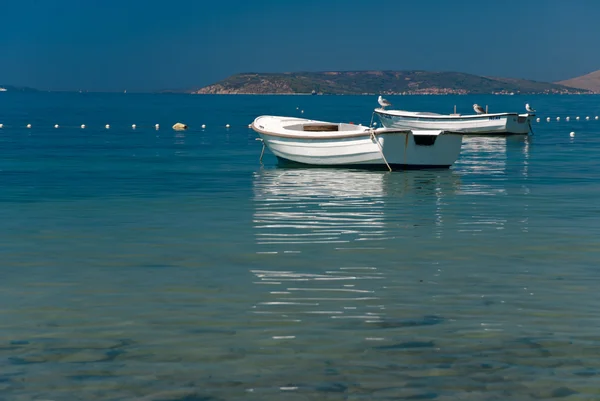 Boote auf dem adriatischen Meer — Stockfoto