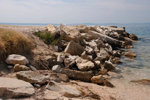 Felsen im adriatischen Meer — Stockfoto