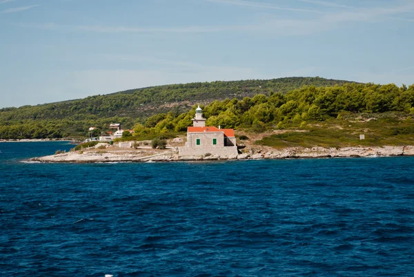 Latarnia morska na wyspie hvar — Zdjęcie stockowe