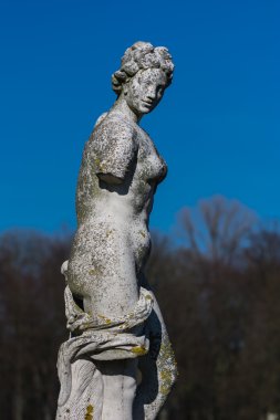 Castel güzel bir park ile