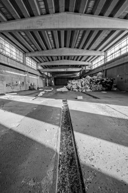 terk edilmiş fabrika