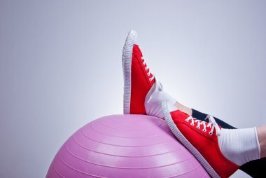 Fitness topu ile rahatlatıcı