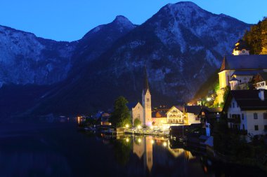 Hallstatt alacakaranlıkta