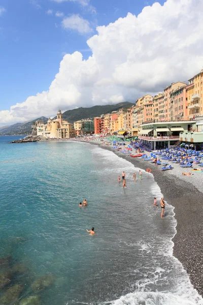 Praia resort de Camogli, Itália — Fotografia de Stock