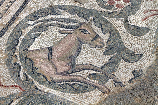 Antigos cervos piso em mosaico de Villa Romana del Casale, na Sicília — Fotografia de Stock