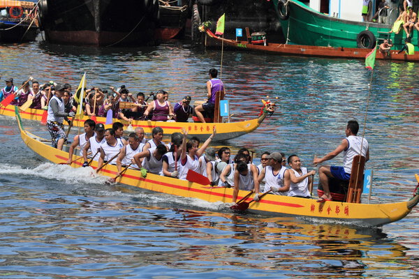 2014 Dragon Boat Race at Chai Wan bay