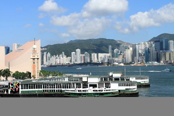 Tsimshatsui pier in Hong Kong — Stock Photo, Image