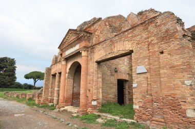 İtalya 'da Roma yakınlarındaki Ostia Antica arkeolojik kalıntıları 