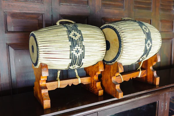 Thajské starověké koncertní bicí — Stock fotografie