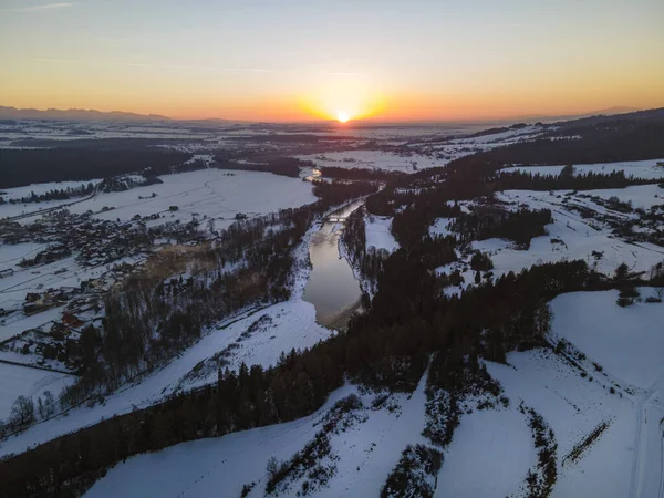 Sunset in winter at Dunajec River Valley: Dunajec, Pieniny, Kotlina Nowotarska, Poland
