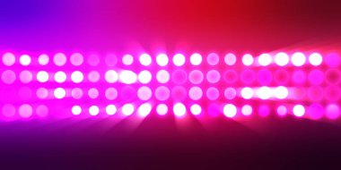 Parlak desenli duvar kağıdı. Sahne ışıkları olan renkli ışıkların ihtişamlı arkaplanı. Parlayan ışıklar siyah arka planda parti izleri. Sahne veya stadyum ışıklarının dijital illüstrasyonu. 