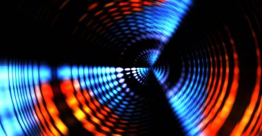 Siyah arkaplanda dönen ışık gösterisi. Lüks çizgiler. Parlak kıvrımlı duvar kağıdı. Uzay tüneli. Dönen ışık çemberi ya da maytap izi. Parlak konsept çizimi.