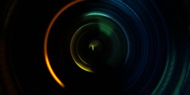 Fotoğraf makinesi konsepti. Soyut arkaplan. Dönen ışık ışınları. Hareketli kavramsal duvar kağıdı. Grafik dijital illüstrasyon. Parlayan neon ışıkları. Parlak sunum tasarım şablonu.