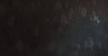 Gergin bir geçmişi ve sıkıntılı bir yapısı var. Renkli tozlu şablon. Tasarımınız için doku ve elementler. Çizik ve lekeli duvar kağıdı. Gotik duvar.