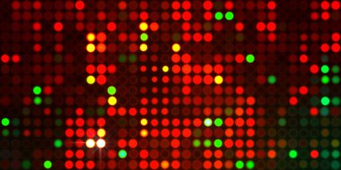 Parlak desenli duvar kağıdı. Sahne ışıkları olan renkli ışıkların ihtişamlı arkaplanı. Parlayan ışıklar siyah arka planda parti izleri. Sahne veya stadyum ışıklarının dijital illüstrasyonu. 