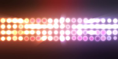 Parlak desenli duvar kağıdı. Sahne ışıkları olan renkli ışıkların ihtişamlı arkaplanı. Parlayan ışıklar siyah arka planda parti izleri. Sahne veya stadyum ışıklarının dijital illüstrasyonu. 