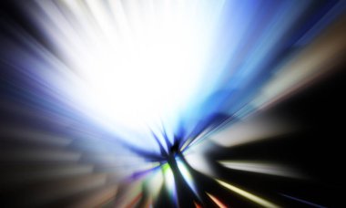 Siyah zemin üzerinde ışık parçacığı izleri. Parlayan parçacıkları ve çizgileri olan ışık patlaması yıldızı. Güzel hareketli soyut ışınlar duvar kağıdı. Renkli Patlama grafiği. Işık ışınlarının patlaması. 