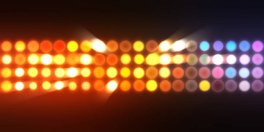 Parlak desenli duvar kağıdı. Sahne ışıkları olan renkli ışıkların ihtişamlı arkaplanı. Parlayan ışıklar siyah arka planda parti izleri. Sahne veya stadyum ışıklarının dijital illüstrasyonu. 