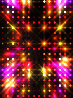 Parlayan ışıklar siyah arka planda parti izleri. Sahne veya stadyum ışıklarının dijital illüstrasyonu. Parlak desenli duvar kağıdı. Sahne ışıkları ile renkli ışıkların ihtişamlı arkaplanı.