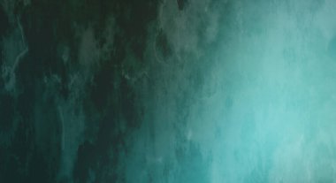 Gotik bir duvarda sıkıntılı ve kirli desenler var. Lekeli renkli hasarlı şablon. Tasarımınız için doku ve elementler. Pis duvar kâğıdı. Grunge arkaplanı.