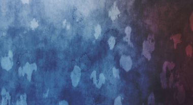 Gergin bir geçmişi ve sıkıntılı bir yapısı var. Renkli tozlu şablon. Tasarımınız için doku ve elementler. Çizik ve lekeli duvar kağıdı. Gotik duvar.