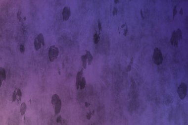 Gotik bir duvarda sıkıntılı ve kirli desenler var. Lekeli renkli hasarlı şablon. Tasarımınız için doku ve elementler. Pis duvar kâğıdı. Grunge arkaplanı.