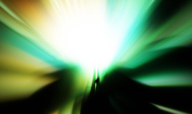 Siyah zemin üzerinde ışık parçacığı izleri. Parlayan parçacıkları ve çizgileri olan ışık patlaması yıldızı. Güzel hareketli soyut ışınlar duvar kağıdı. Renkli Patlama grafiği. Işık ışınlarının patlaması. 