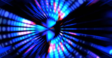 Siyah arkaplanda dönen ışık gösterisi. Lüks çizgiler. Parlak kıvrımlı duvar kağıdı. Uzay tüneli. Dönen ışık çemberi ya da maytap izi. Parlak konsept çizimi.