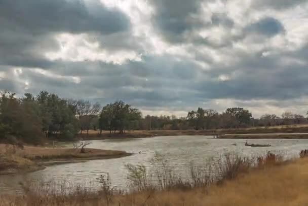 Time Lapse Video Texas Pond Winter Very Windy — Video