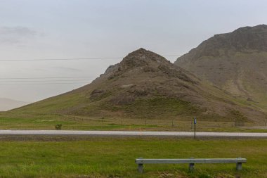 3 boyutlu çizim ya da balon gibi yüzen şişman bir adamın 3 boyutlu çizimi. 