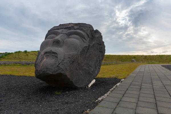 Icelandic Viking Statue Head Icelandic Capital — 图库照片