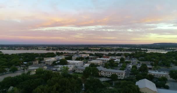 Drone Panning Granbury Square Texas Fall Season Dusk Sunset You — Vídeo de Stock