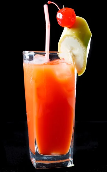 Tropical orange and rum cocktail — Stock Photo, Image