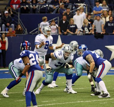 Tony romo sinyalleri çağırır
