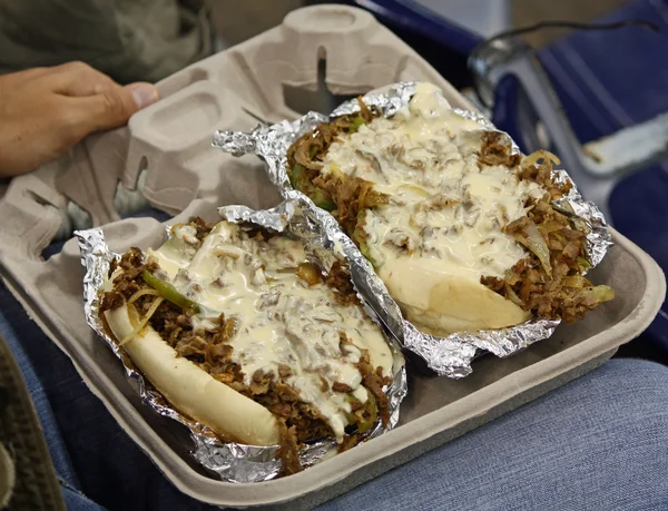 Philly peynirli biftek