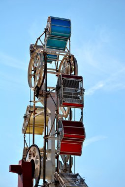 Karnaval sürmek
