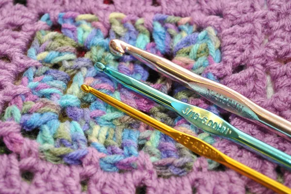 Granny Square with Crochet Hooks — Stock Photo, Image