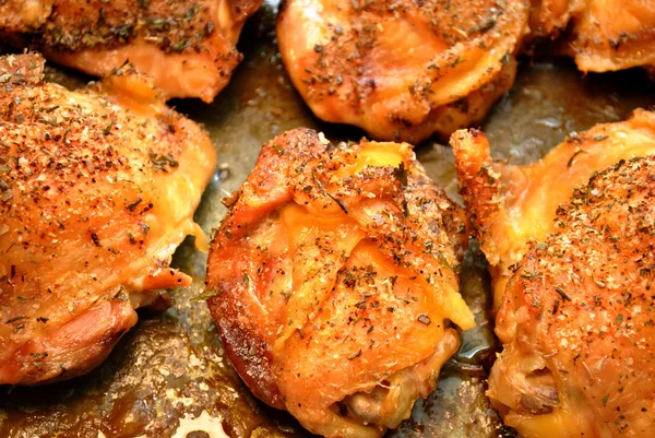 Fresh Baked Chicken Thighs in a Pan — Stock Photo, Image