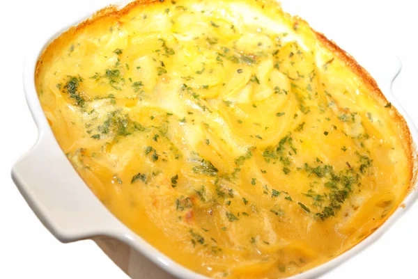 Caçarola de batata Au Gratin com ervas — Fotografia de Stock