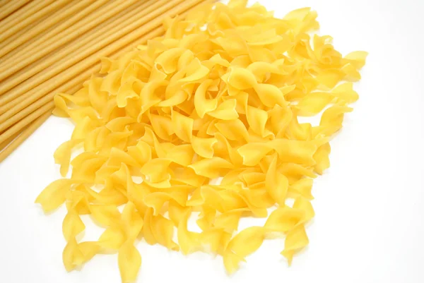 Perciatelli Pasta and Egg Noodles Over White — Stock Photo, Image