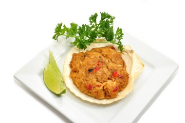 taze limon ve maydanoz ile doldurulmuş tarak