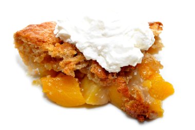 şeftalili tart bir dilim krem şanti