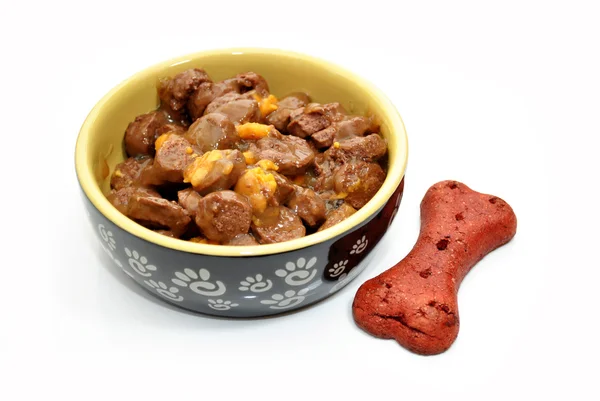 Canned Dog Food Next to a Treat — Stock Photo, Image