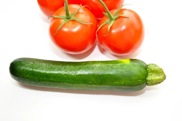 Gezonde zomer courgette en tomaten — Stockfoto